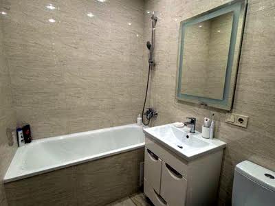 квартира за адресою Боголюбова вул., 27
