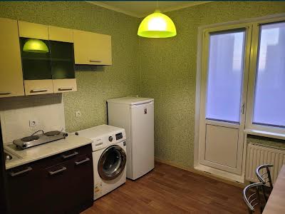 квартира за адресою Єлизавети Чавдар вул., 38