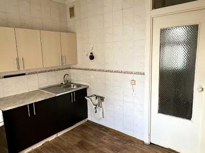 квартира за адресою Бориса Гмирі вул., 9-А