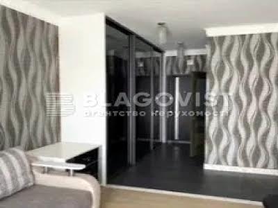 квартира за адресою Регенераторна вул., 4