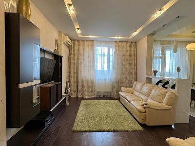 квартира за адресою Науки, 28