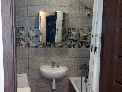 квартира за адресою Героїв Небесної Сотні просп., 34/2