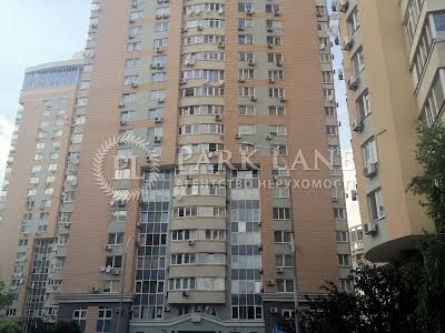 квартира за адресою Раїси Окіпної вул., 10-А