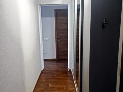 квартира по адресу Ревуцкого ул., 54-Б