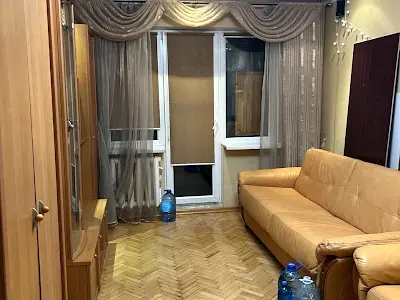 квартира за адресою Любомира Гузара просп. (Космонавта Комарова), 22