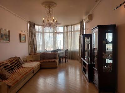 квартира за адресою Дмитрівська вул., 69