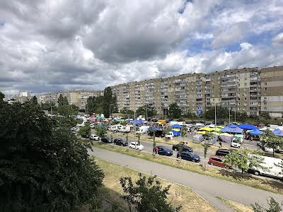 квартира за адресою Ревуцького вул., 34