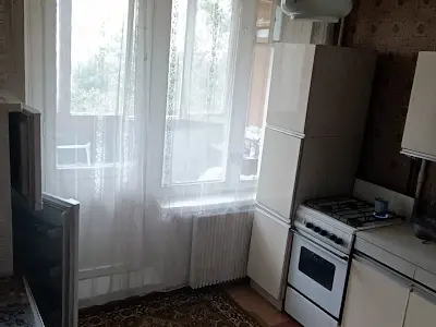 квартира за адресою Оксани Вороніної пров. (Металістів), 1