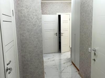 квартира за адресою Драгоманова вул., 10