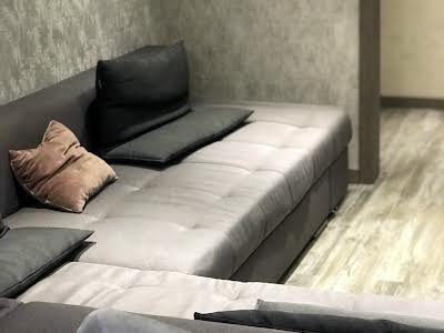 квартира за адресою Урлівська вул., 20