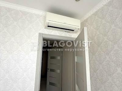 квартира за адресою Зарічна вул., 1-В