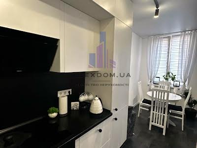 квартира по адресу Юрия Липы ул., 6-А