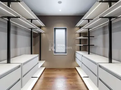 будинок за адресою с. Крушинка, тепла, 11