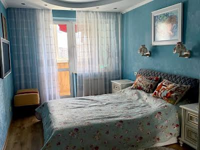 квартира по адресу Героев Днепра ул., 38-Б