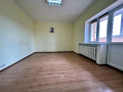 коммерческая по адресу Олександра Лазаревського ул. (Минина), 9