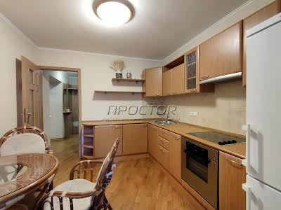 квартира за адресою Андрія Верхогляда вул. (Михайла Драгомирова), 2