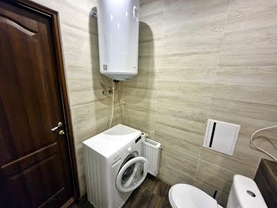 квартира за адресою Софії Русової вул., 3