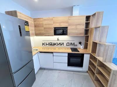 квартира за адресою Дніпровська набережна вул., 17В