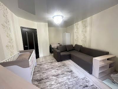 квартира по адресу с. Софиевская борщаговка, Миру ул., 50