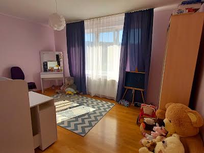 дом по адресу Центральна, 7