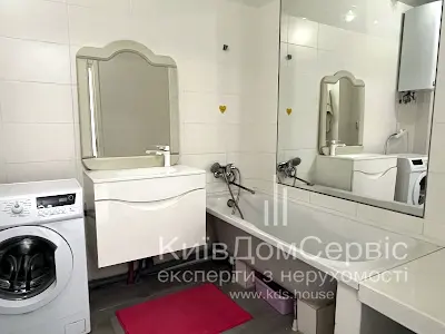квартира за адресою Драгоманова вул., 2-Б