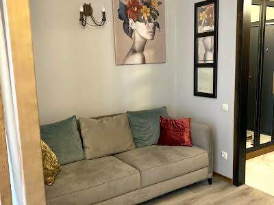 квартира за адресою Федора Ернста вул., 14