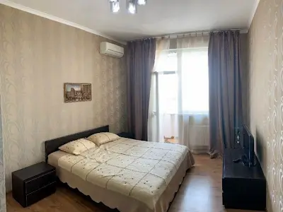 квартира за адресою Феодосійська вул., 2-л