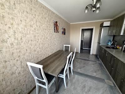 квартира за адресою Київ, Миколи Бажана просп., 24/1