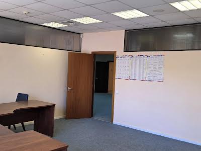 комерційна за адресою Івана Пулюя вул., 5