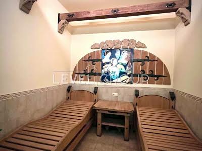 комерційна за адресою Київ, Старокиївська вул., 8/12