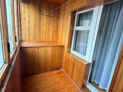 квартира за адресою Драгоманова вул., 3-В