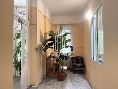 квартира за адресою Урлівська вул., 16/37