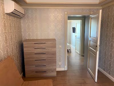 квартира за адресою Жилянська вул., 45