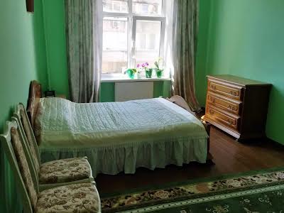 квартира за адресою Татарська вул., 18-Б