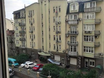 квартира за адресою Дмитрівська вул., 56-А