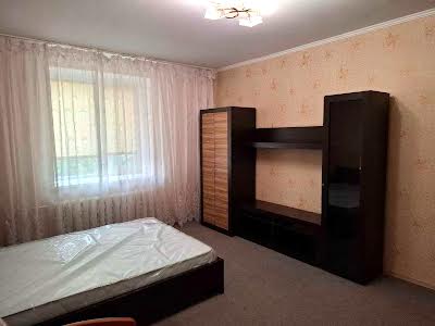 квартира за адресою Василя Верховинця вул., 10