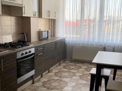 квартира за адресою Бишівська вул., 1
