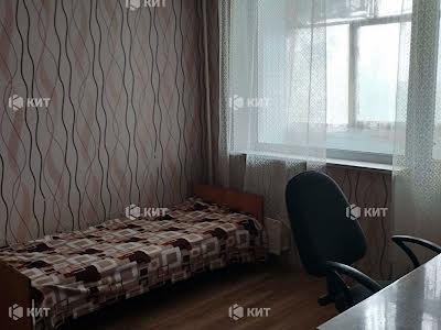 квартира по адресу Гвардейцев-Широнинцев ул., 37-17