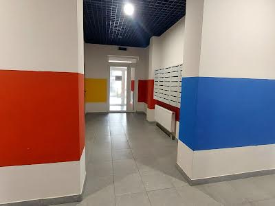 квартира за адресою Героев Крут, 10