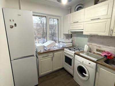 квартира за адресою Світла вул., 8