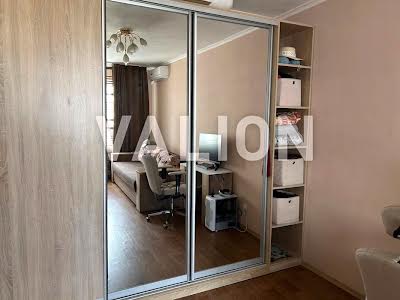 квартира за адресою Бориса Гмирі вул., 16