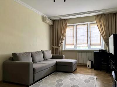квартира по адресу Героев Днепра ул., 75