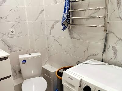 квартира за адресою Драгоманова вул., 10