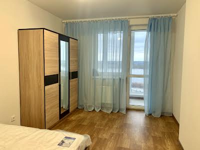 квартира по адресу Ревуцкого ул., 40-Г