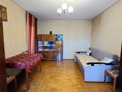 квартира за адресою Чорнобильська вул., 14