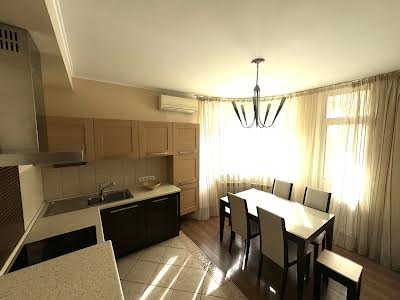 квартира за адресою Василя Касіяна вул., 2/1