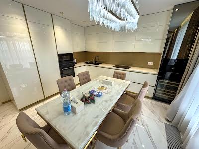 квартира по адресу Вышгородская ул., 45г