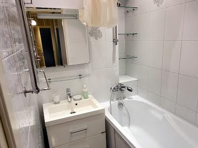 квартира по адресу Патриарха Мстислава Скрипника ул., 11