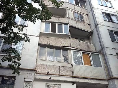 квартира за адресою Братиславська вул., 44/2