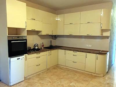 дом по адресу Комарова, 222